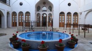 هتل سنتی دربند زواره نماي بيروني