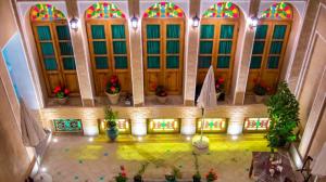 اقامتگاه سنتی عمارت طاووسیه اصفهان نماي بيروني
