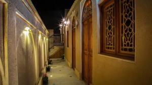 اقامتگاه سنتی عمارت طاووسیه اصفهان فضاي داخلي