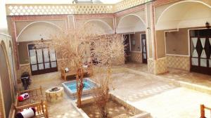 اقامتگاه سنتی مادربزرگ اصفهان نماي بيروني