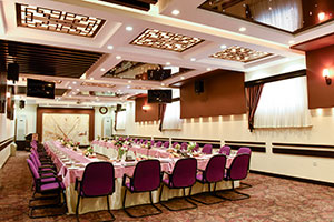 سالن کنفرانس نسیم هتل آسمان اصفهان