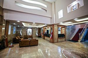 لابی هتل ابریشمی لاهیجان