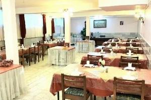 رستوران هتل اخوان کرمان