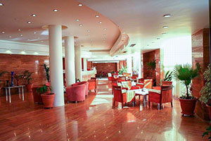لابي هتل بزرگ زنجان 1
