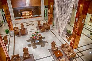 لابی هتل بین الحرمین شیراز