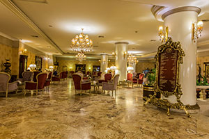 لابي هتل قصر طلایی مشهد 2