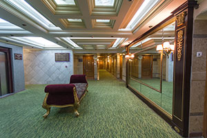 فضاي داخلي هتل قصر مشهد