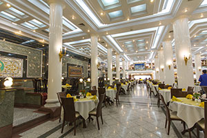 رستوران هتل قصر مشهد