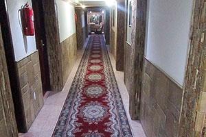 راهرو هتل تهرانی یزد