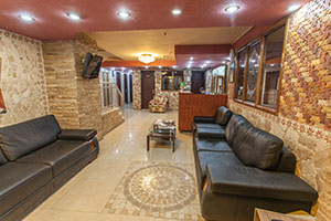 لابي هتل جمشید اصفهان 1