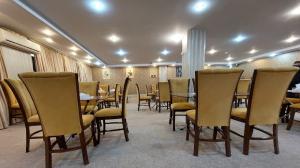 هتل زنده رود اصفهان رستوران