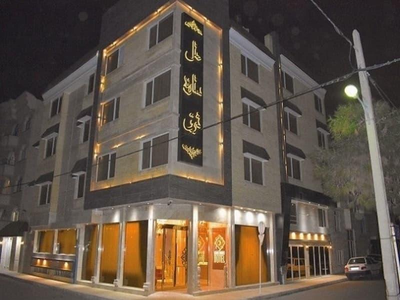 نمای بیرونی هتل ستاره شرق مشهد