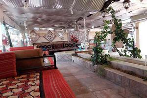 رستوران هتل سنتی ابن سینا اصفهان
