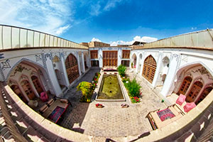 فضاي هتل سنتی اصفهان