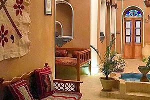 حیاط هتل سنتی خوان دوحد یزد حیاط هتل سنتی خوان دوحد یزد