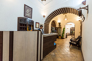 پذیرش هتل سنتی رز یزد