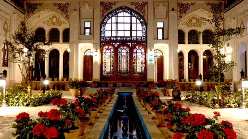 هتل سنتی سهروردی اصفهان فضاي داخلي