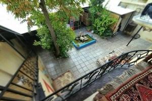 فضای داخلی هتل سنتی نیایش شیراز