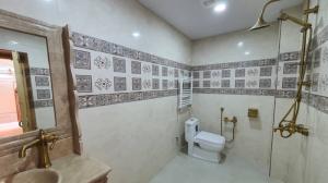 هتل سنتی گل آرا اصفهان سرويس بهداشتي و حمام