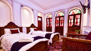هتل سنتی یاس اصفهان فضاي داخلي