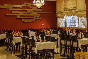 رستوران هتل سیمرغ فیروزه مشهد
