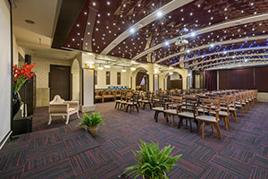 سالن همايش و اجتماعات هتل شیخ بهایی اصفهان