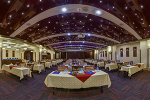سالن کنفرانس هتل شیخ بهایی اصفهان