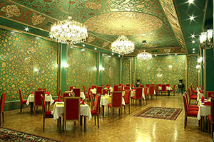 سالن زرین هتل عباسی اصفهان