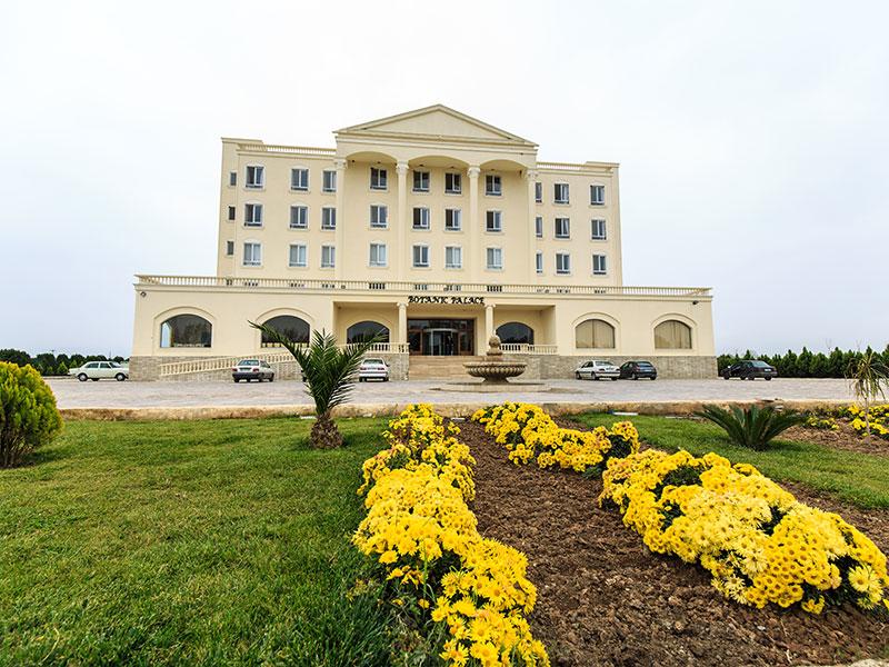نمای هتل قصر بوتانیک گرگان