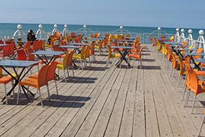 کافه ساحلی هتل نارنجستان نور