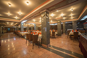 رستوران هتل پردیس مشهد
