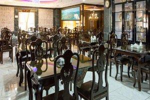 رستوران هتل پلاس بوشهر