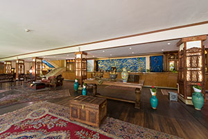 پذیرش هتل چهل پنجره اصفهان