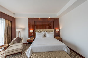 اتاق 2 تخت رو به باغ هتل داریوش کیش 1