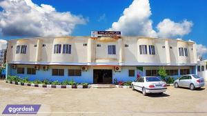 نمای ساختمان هتل جهانگردی جلفا