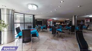 رستوران هتل آپارتمان قصر آیدین