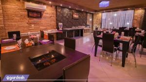 رستوران هتل الماس بندر انزلی