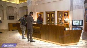 پذیرش هتل بوتیک سرای عامری ها