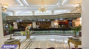 پذیرش هتل بین المللی قصر