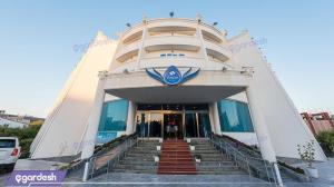 نمای ساختمان هتل سارا