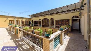 نمای ساختمان هتل سنتی طلوع خورشید