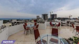 محوطه نشیمن پشت بام هتل شایگان