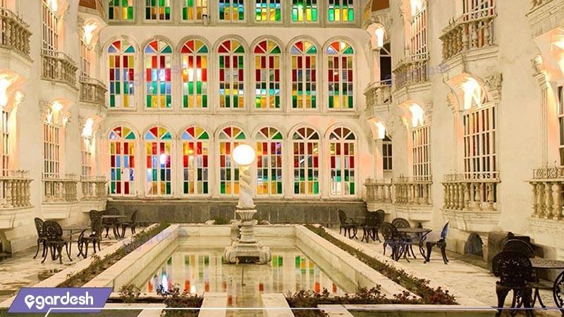 نمای ساختمان هتل شهر