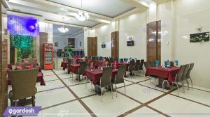 رستوران هتل عرش