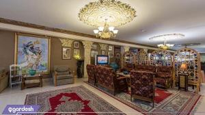 لابی هتل ملک