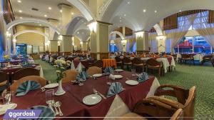 رستوران هتل هما دو