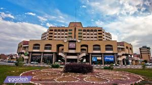 نمای ساختمان هتل پارس