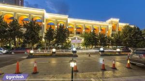 نمای ساختمان هتل پارسیان اوین