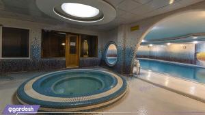 جکوزی هتل پارمیس