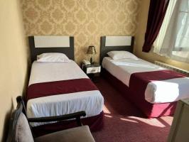 هتل پاسارگاد تهران اتاق دو تخت توئین